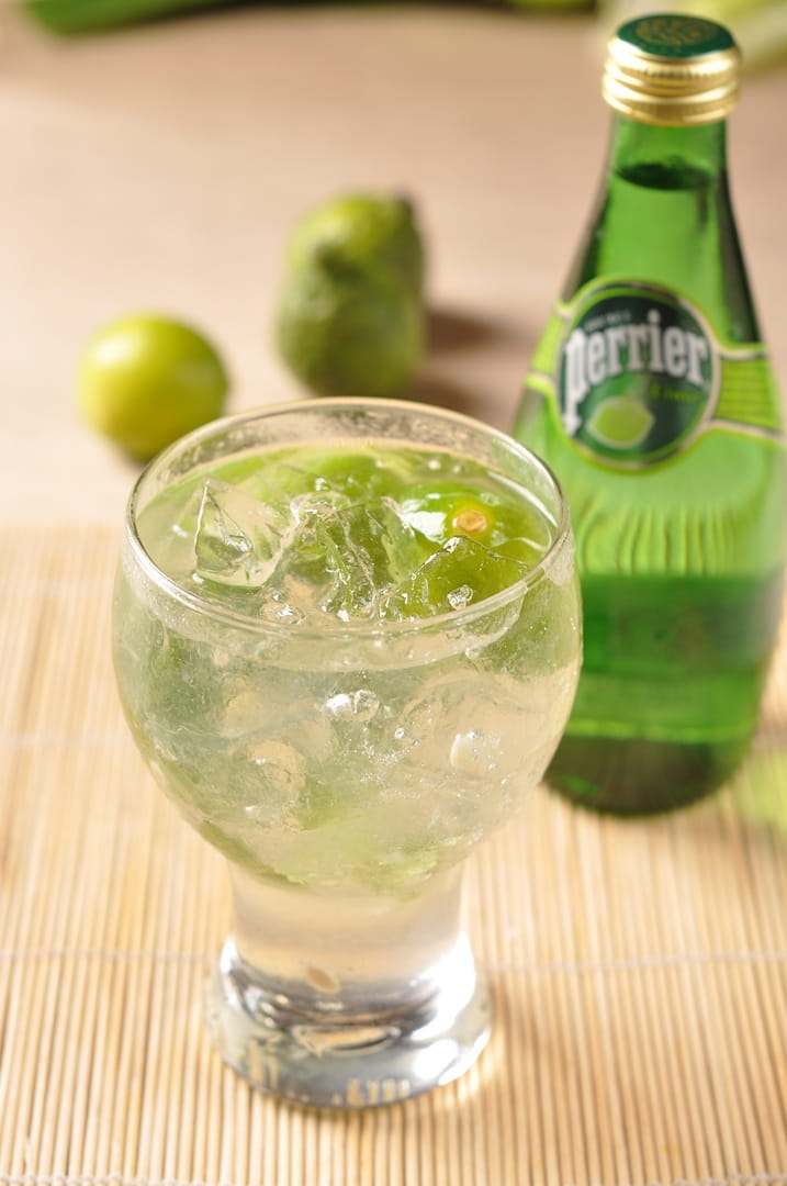 [center center 100%]